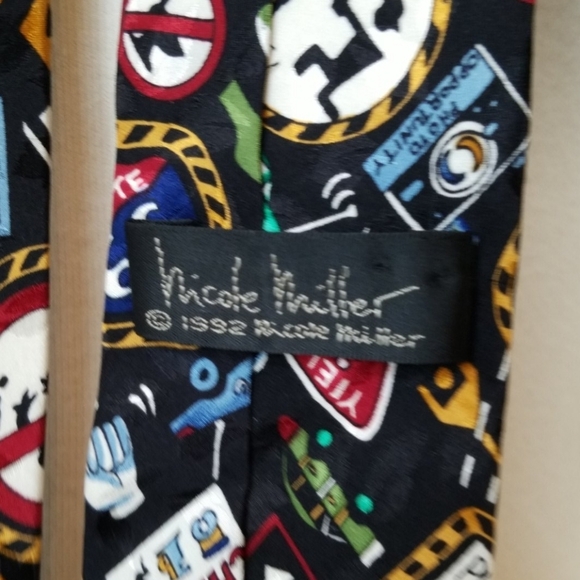 Vintage Nicole Miller Silk Yield Tie - Picture 1 of 4